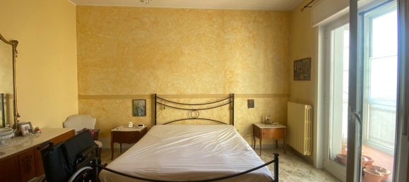 4 rooms Apartment in Bari, Italy No. 276628 15