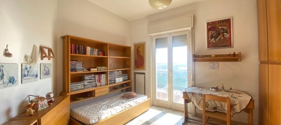 4 rooms Apartment in Bari, Italy No. 276628 12