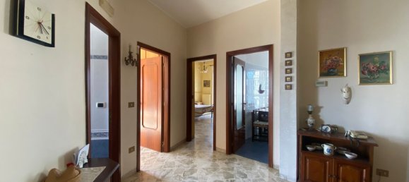 4 rooms Apartment in Bari, Italy No. 276628 23