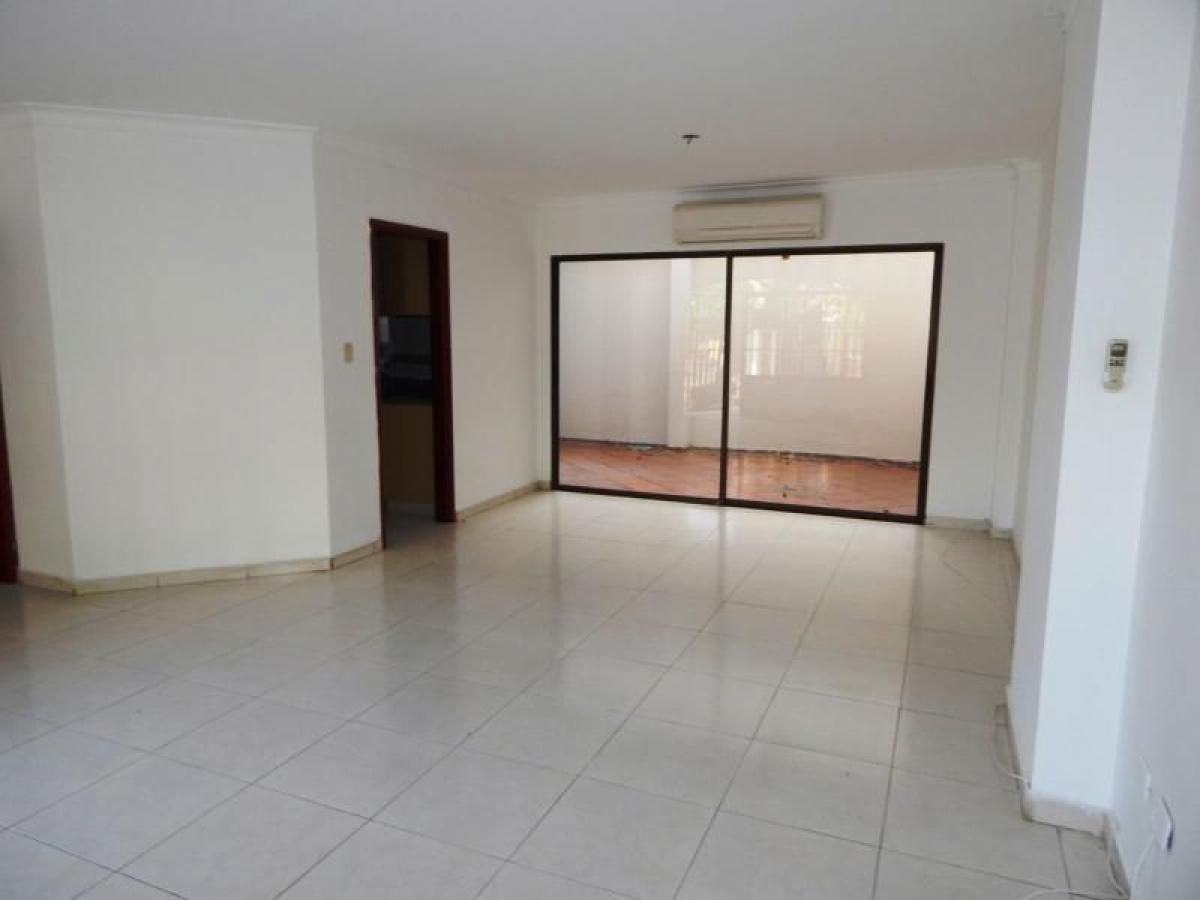 3 bedrooms House in Atlantico, Colombia No. 3592