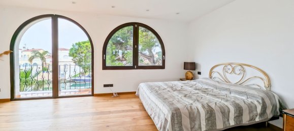 Casa T5 em Empuriabrava, Spain N.º 82360 14