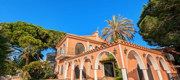 Casa T5 em Empuriabrava, Spain N.º 82360 2