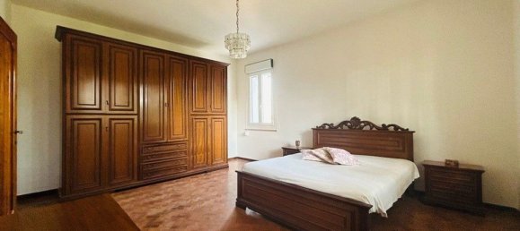 6 Schlafzimmer Villa in Cento, Italy, Nr. 373241 37