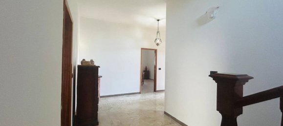 6 Schlafzimmer Villa in Cento, Italy, Nr. 373241 20