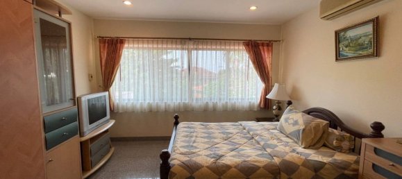 5 bedrooms Cafe / restaurant in Pattaya, Thailand No. 3358 8