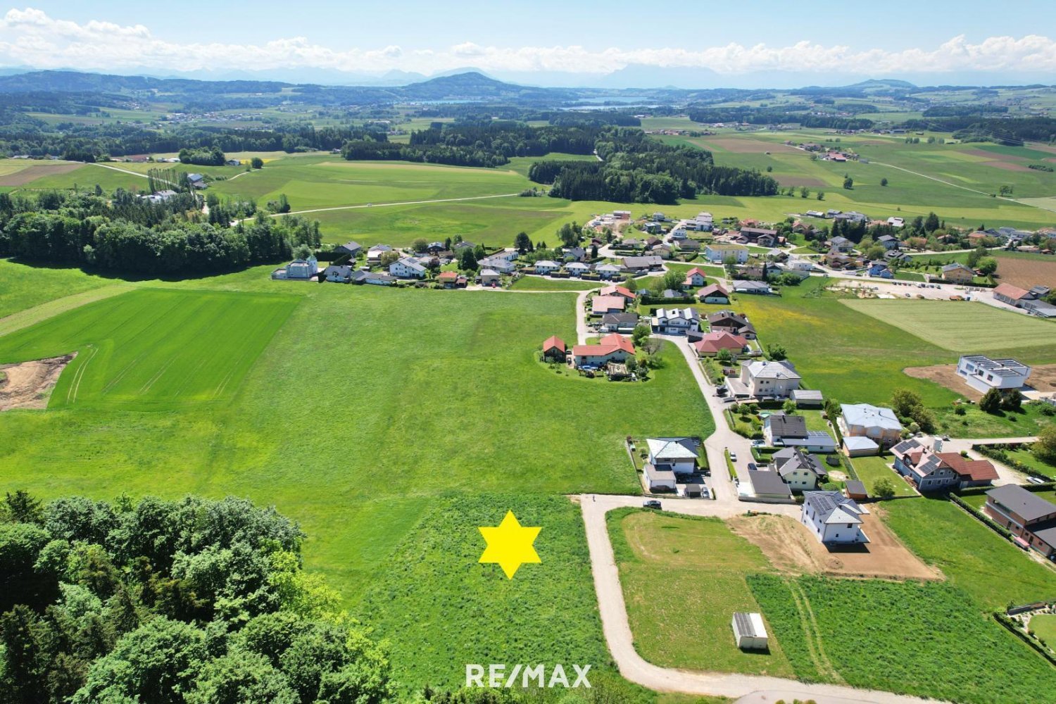 Terrain à Kirchberg bei Mattighofen, Austria 611m² No. 136954