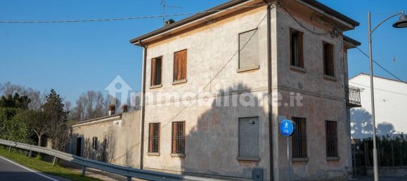 3 Schlafzimmer Villa in Bonavigo, Italy, Nr. 221990 18