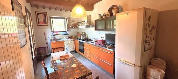 Дом с 8 комнатами в Кашина, Италия № 26291 7