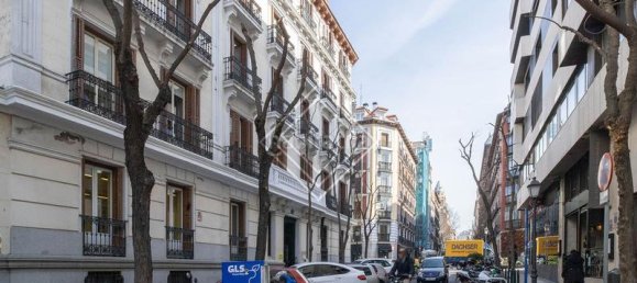 Oficina en Madrid, Spain 63 m² No. 29331 31