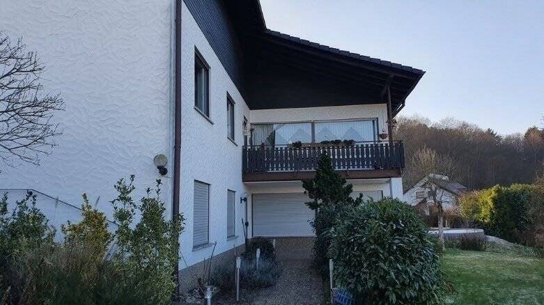 9-Zimmer Stadthaus in Neunkirchen, Germany, Nr. 64243