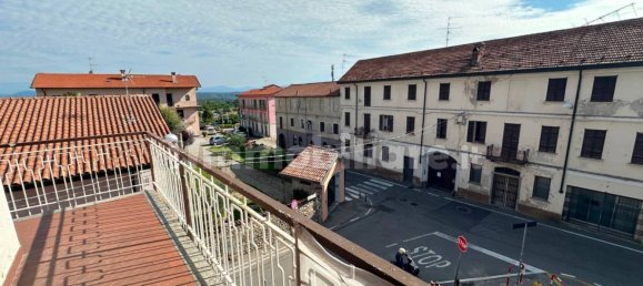 Apartamento de 2 dormitorios en Borgo Ticino, Italy No. 325013 12