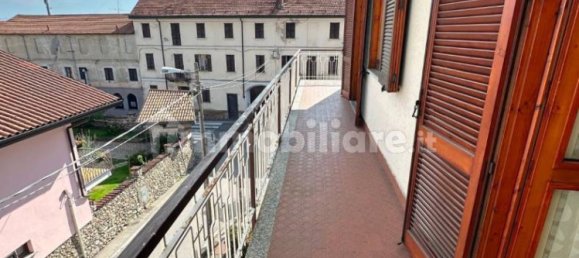 Apartamento de 2 dormitorios en Borgo Ticino, Italy No. 325013 13