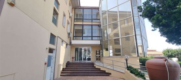 Edifício em Sellia Marina, Italy 1967 m² N.º 124945 3