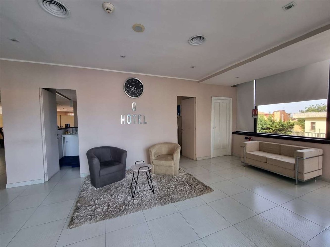 Edifício em Sellia Marina, Italy 1967 m² N.º 124945