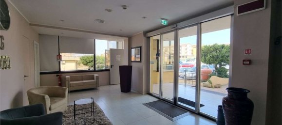 Edifício em Sellia Marina, Italy 1967 m² N.º 124945 2