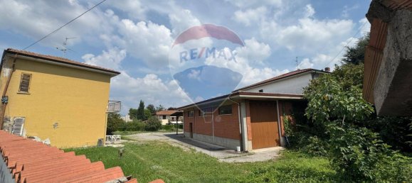 Terreno en Treviolo, Italy 1597 m² No. 265347 2