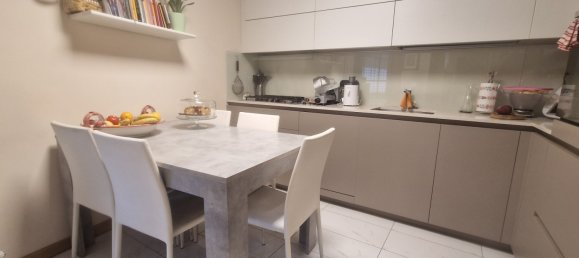 Apartamento de 3 dormitorios en Massarosa, Italy No. 189546 33