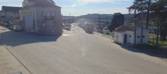 Дом с 4 спальнями в Форну Тельейру, Португалия № 23915 4