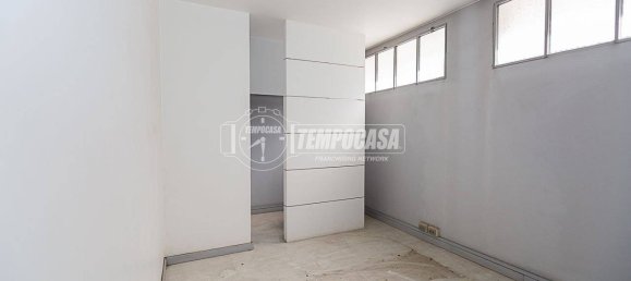 5 rooms Office in Brescia, Italy No. 273282 23