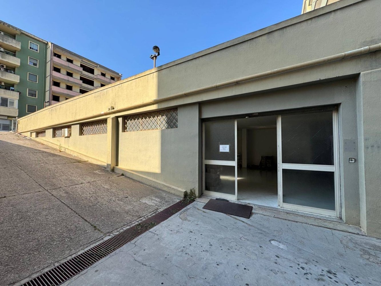 Imóvel comercial em Quartu Sant'Elena, Italy 280 m² N.º 303455