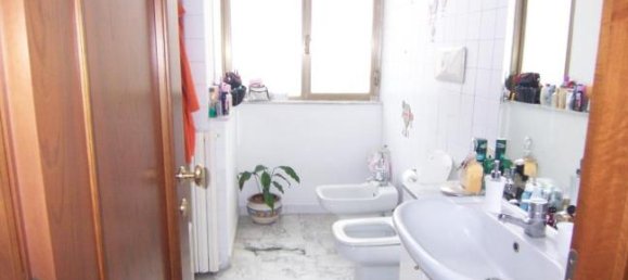 2 chambres Appartement à Naples, Italy No. 253424 4