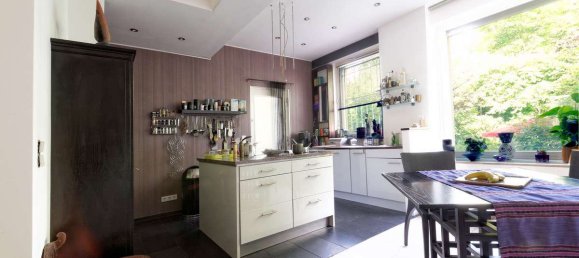 Квартира с 2 спальнями в Эссен, Германия № 314499 3