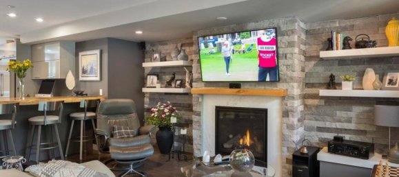 3 bedrooms House in British Columbia, Canada No. 229 3