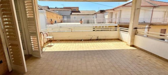 6 rooms House in San Cipriano d'Aversa, Italy No. 258654 32