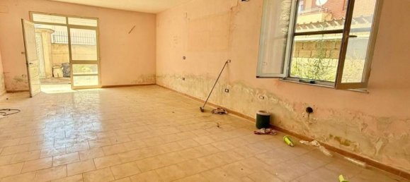 6 rooms House in San Cipriano d'Aversa, Italy No. 258654 21