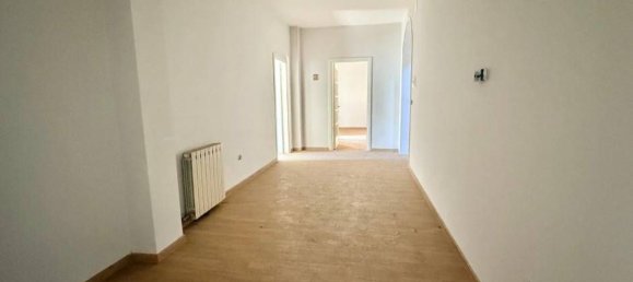 6 rooms House in San Cipriano d'Aversa, Italy No. 258654 27