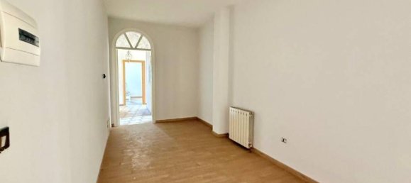 6 rooms House in San Cipriano d'Aversa, Italy No. 258654 26