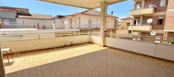 6 rooms House in San Cipriano d'Aversa, Italy No. 258654 33