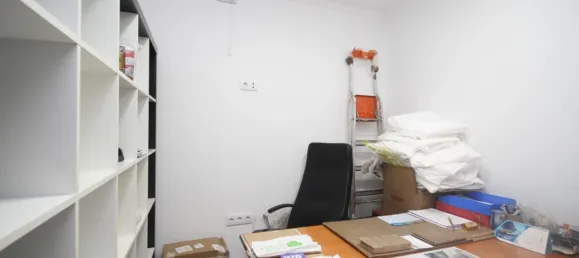 41m² Commercial property in Rio de Mouro, Portugal No. 126666 39