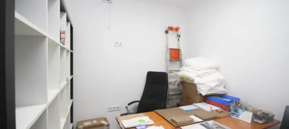 41m² Commercial property in Rio de Mouro, Portugal No. 126666 38