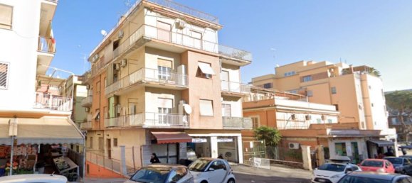 2 rooms Apartment in San Severino Marche, Italy No. 14235 2