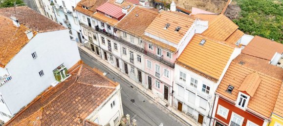 Здание с 9 спальнями в Коимбра, Португалия № 74807 15