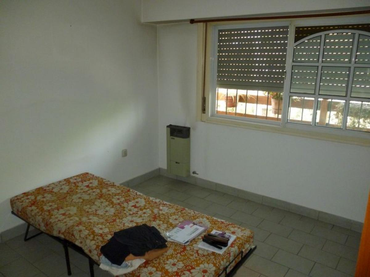 3 bedrooms House in Bermudez, Argentina No. 71419