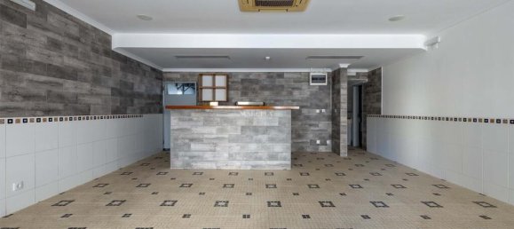 128m² Commercial property in Lagos, Portugal No. 295357 3