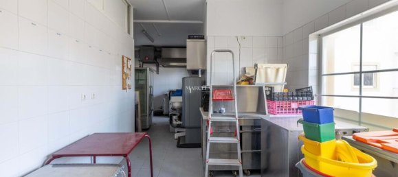 128m² Commercial property in Lagos, Portugal No. 295357 7