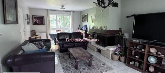 3 bedrooms House in Villepinte, France No. 166722 3