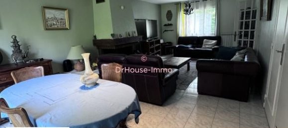 3 bedrooms House in Villepinte, France No. 166722 6