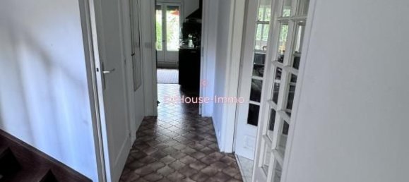 3 bedrooms House in Villepinte, France No. 166722 9