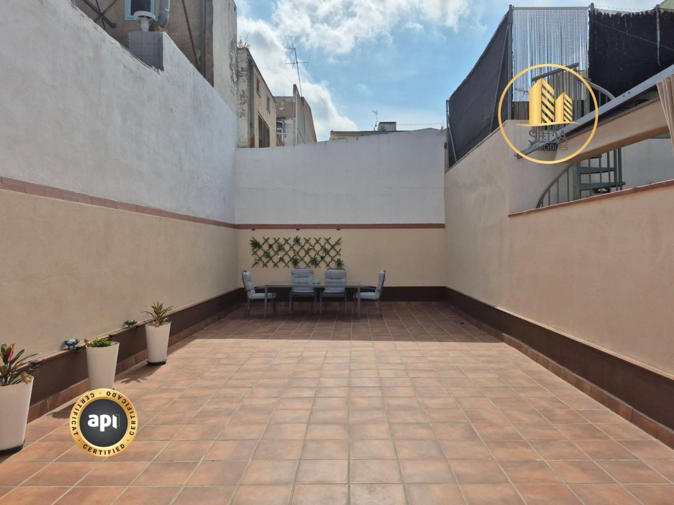 Квартира с 3 спальнями в Терраса, Испания № 137165