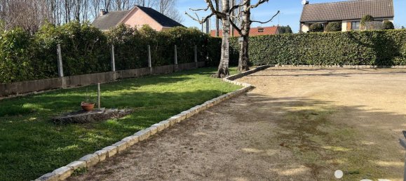 4 bedrooms House in Chassenard, France No. 201105 23