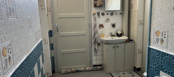 4 bedrooms House in Chassenard, France No. 201105 11