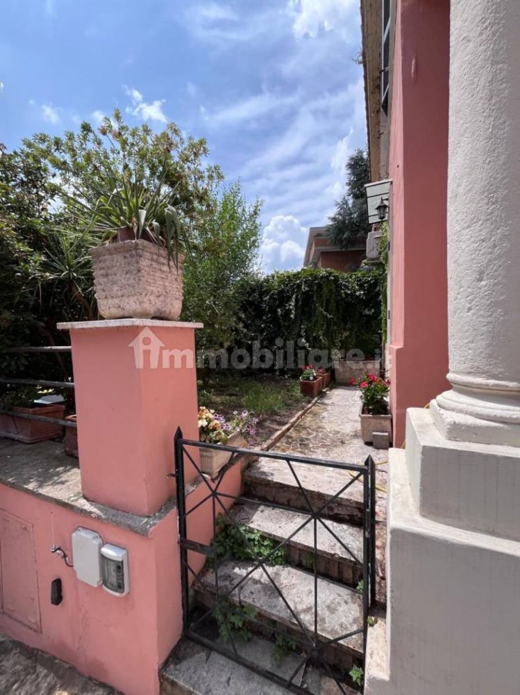 1 bedroom Apartment in Rome, Italy No. 385032