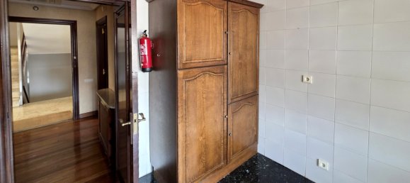 3 Schlafzimmer Wohnung in Logrono, Spain, Nr. 144163 32