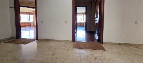 3 Schlafzimmer Wohnung in Logrono, Spain, Nr. 144163 2