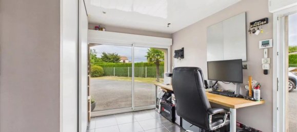 4 bedrooms House in Pont-Saint-Martin, France No. 307055 12