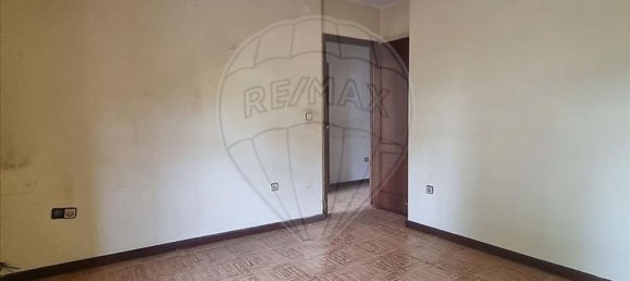 Casa de 3 dormitorios en Valbom, Portugal No. 25316 12